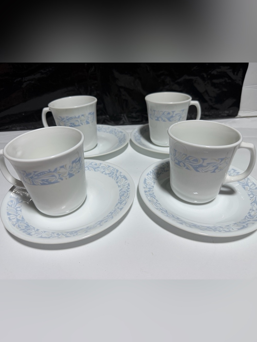 4 sets-Corning Sea and Sand Vintage Corning Coffee Mugs and saucers